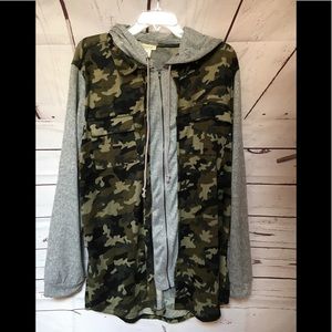 NWT Loralette Hooded Top